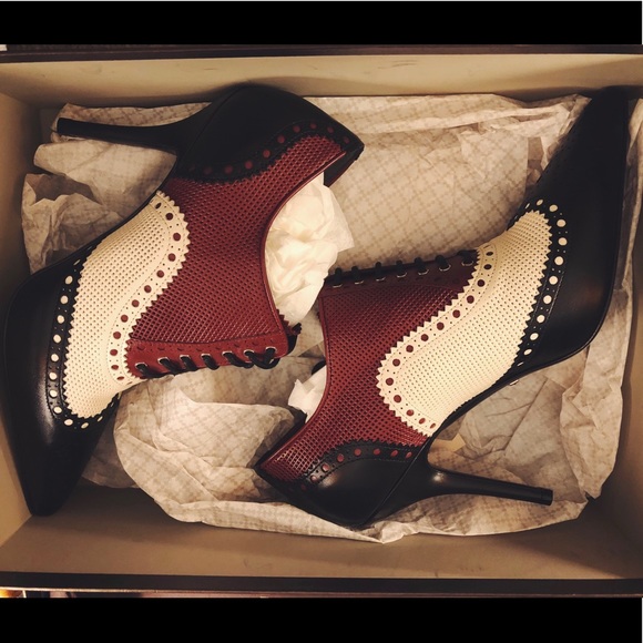 ❣️Rare Gucci 👠 Malaga Kid Oxford
Heels - Picture 4 of 7